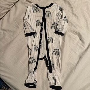 Kyte Baby Snap Romper Rainbows